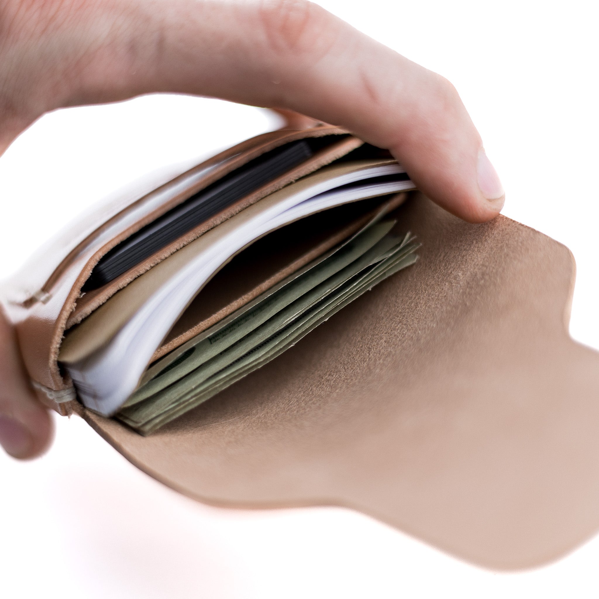 Receipt Chaos: Organizing Paper Without Wallet Overflow