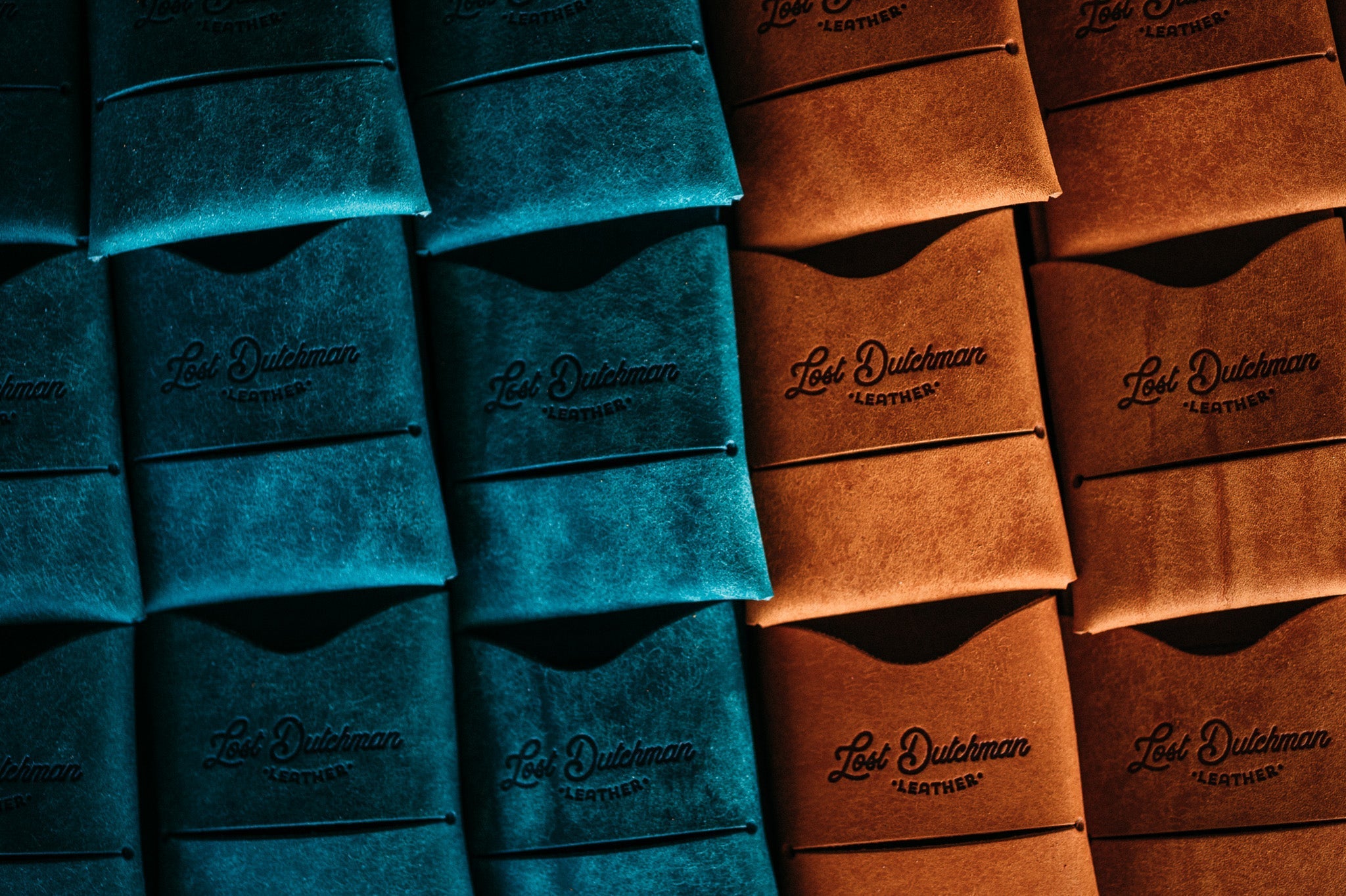 The Growing Popularity of Minimalist Leather Goods