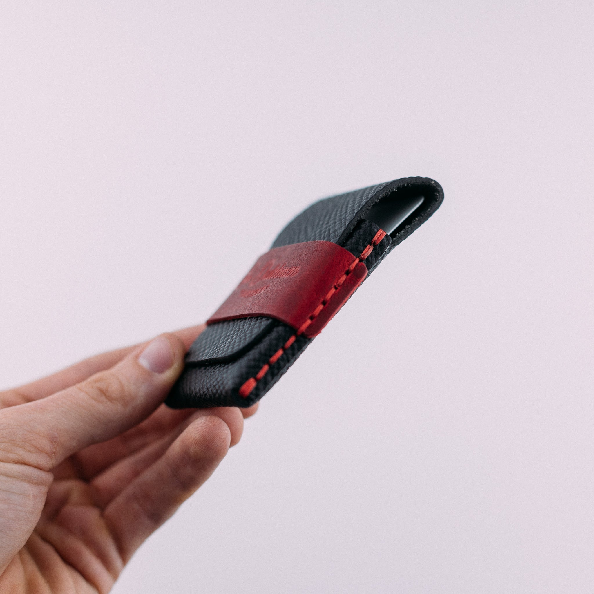 Horween Hatch Grain Finnigan