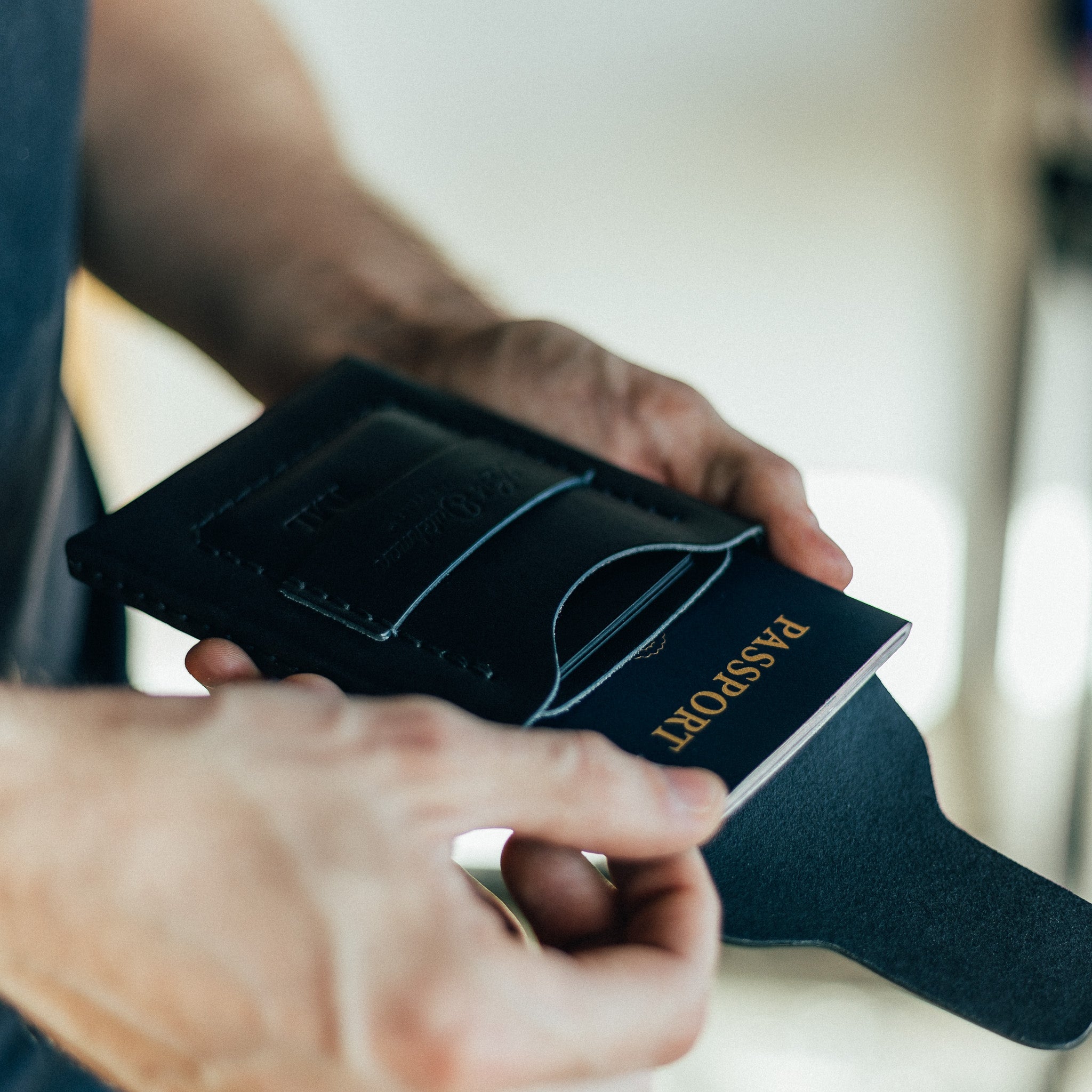 The Huckleberry (standard) – Black - Lost Dutchman Leather handmade leather wallets