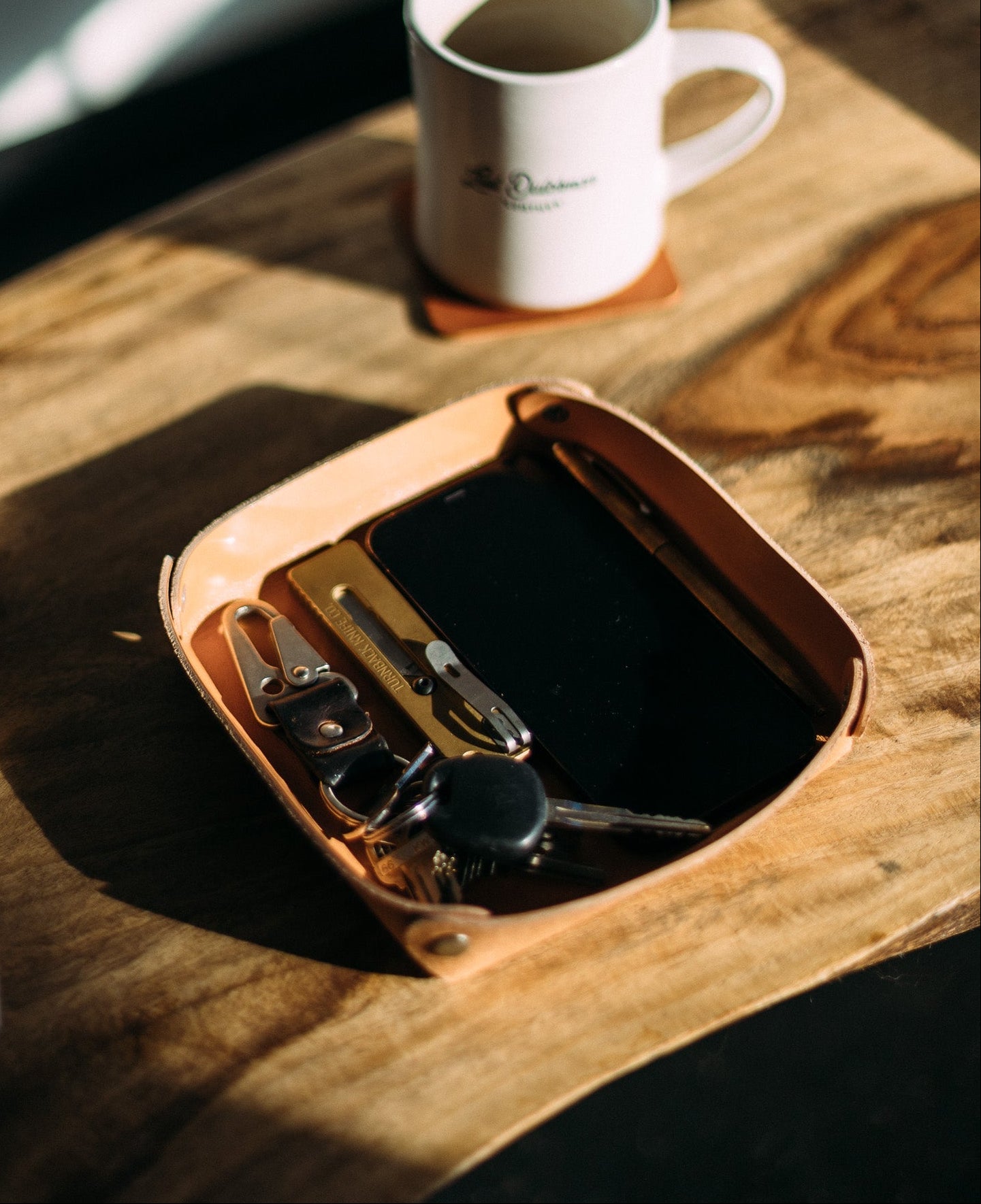The Catch-All - Lost Dutchman Leather handmade leather wallets
