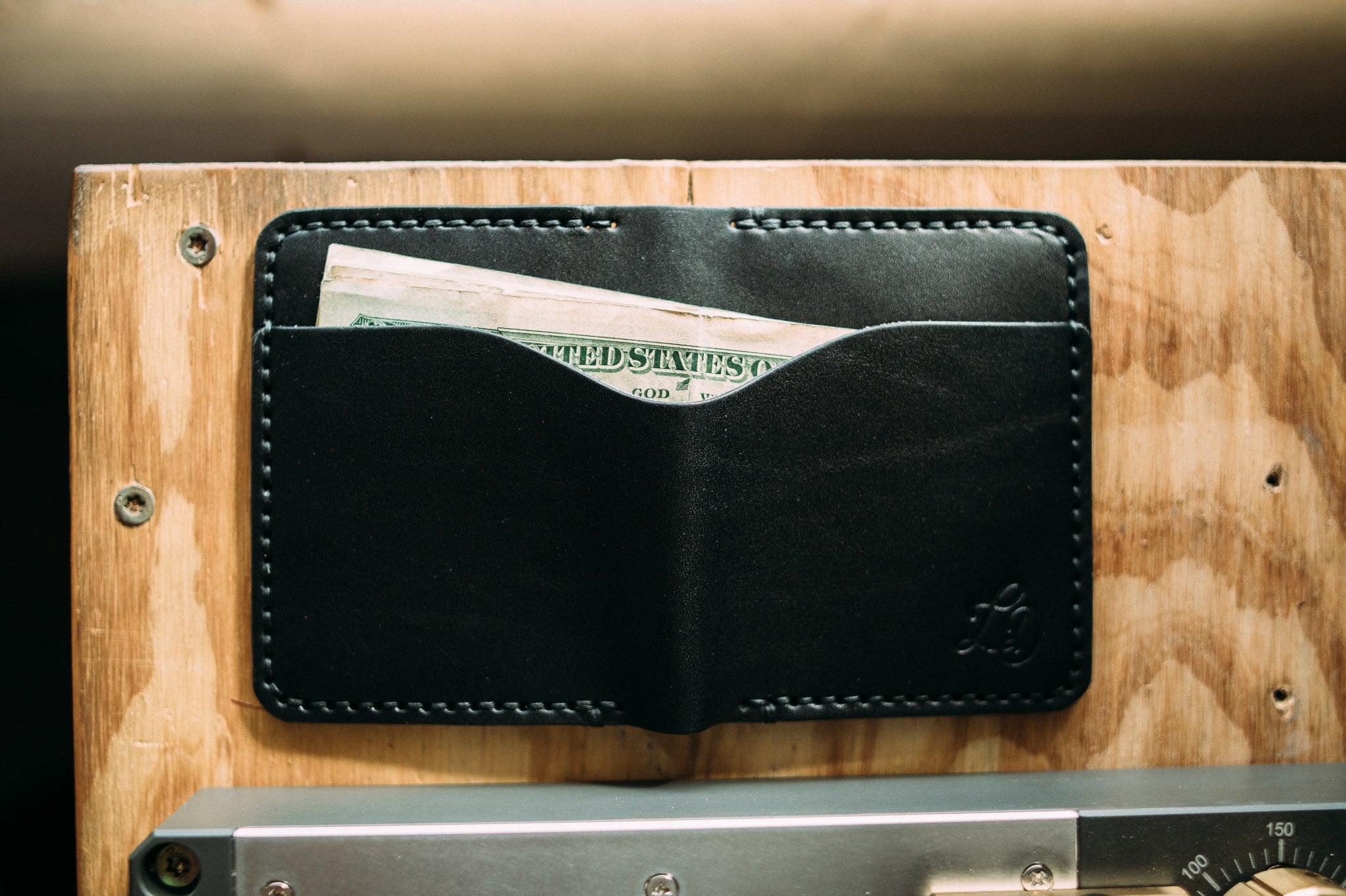 The Hefty Dutchman - Lost Dutchman Leather handmade leather wallets